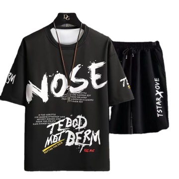 Herren-Sommer-Kurzsportanzug: Kurzarm T-Shirt und Shorts Set