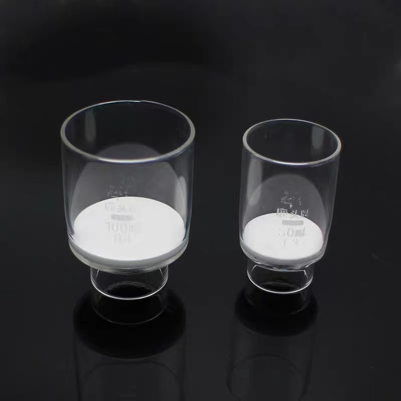 المختبر BORO3.3 الزجاج Filteb Crucible 15ml-porosity 3