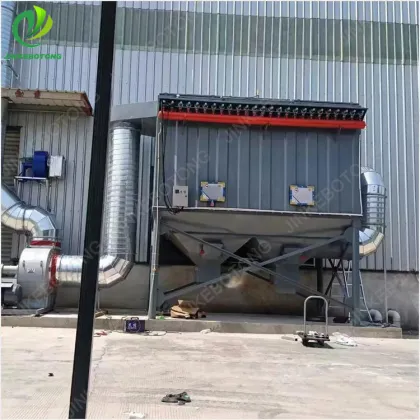 Industrial gas dust collector