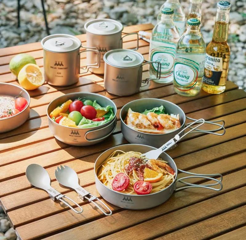 Eco-Friendly Vegetarian Tableware Collection
