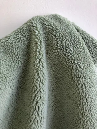 100% Polyester Icelandic Velvet Knitted Fabric