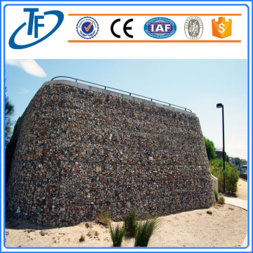 Gabion baskets with welded mesh