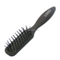 El cepillo clásico esculpe formas naturales para cabello húmedo o seco