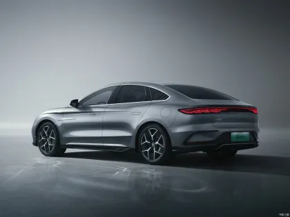 Long Range BYD Han 2023 4WD 5-Seater Intelligent Electric SUV