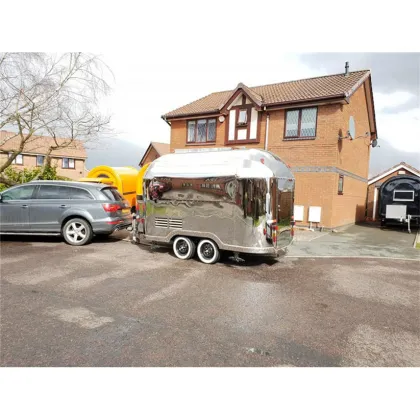 CDSJ Airstream Camping Trailer Pizza Truck BBQ Kitchen for Sale