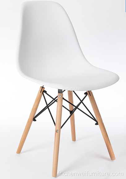Meubles de salle à manger de luxe chaise moderne jambes en bois