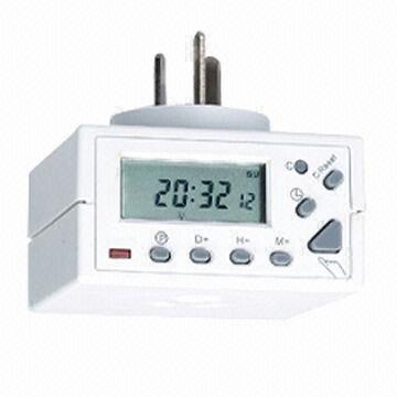 7-day/24hr Time Switches with LCD Plug-in Mounting, Digital