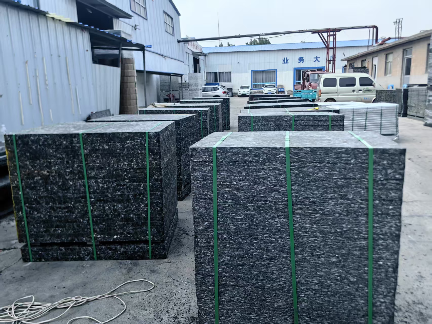 Высокопроизводительная волоконная пластина для подносов для кирпичных машин