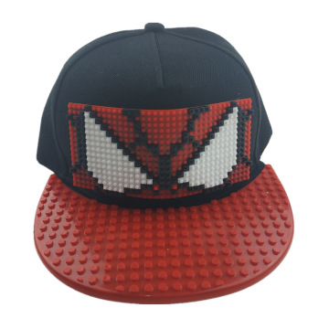 DIY LEGO -bakstenen versierde snapback caps voor kinderen: leuke en modieuze hiphophoeden