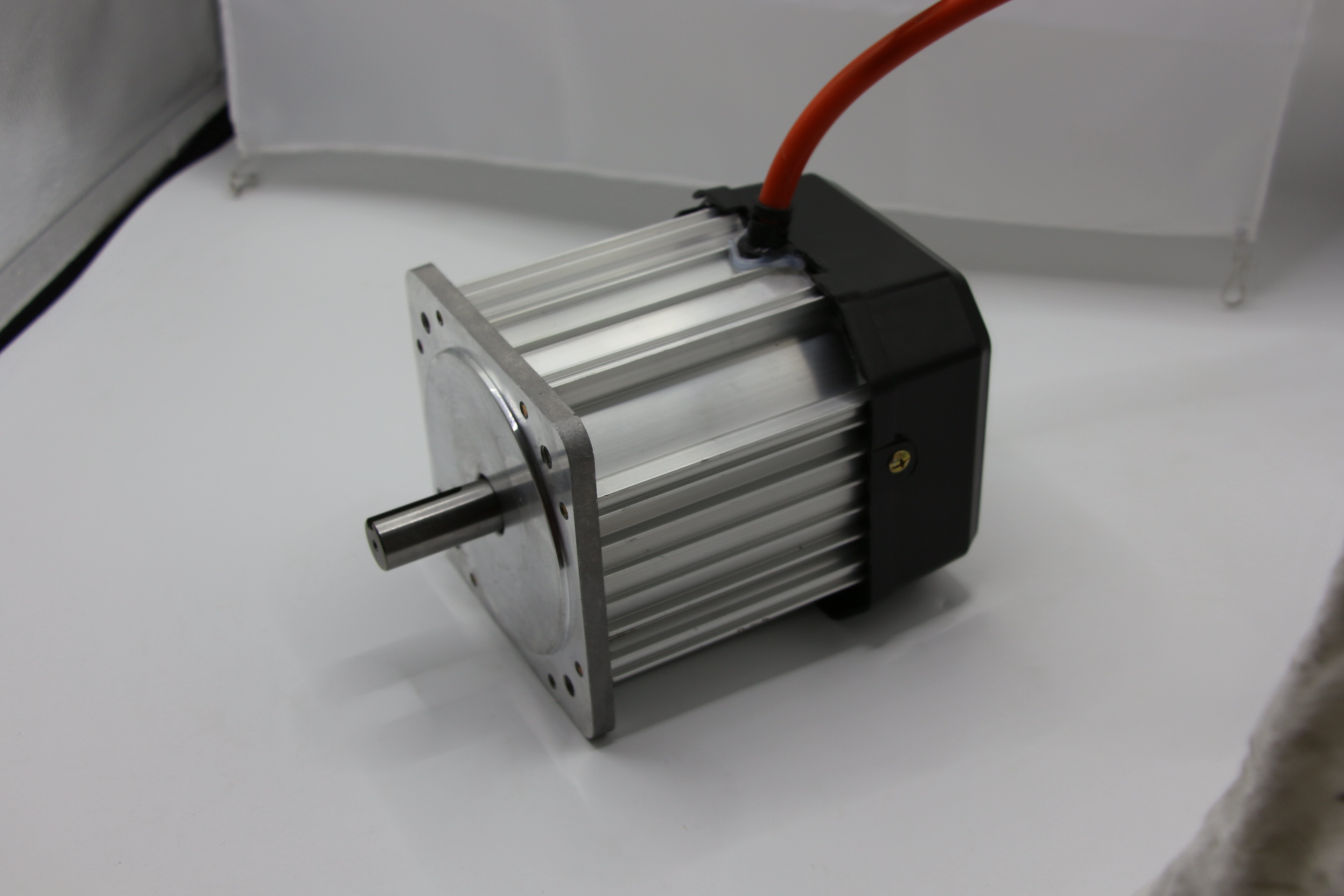 Mid-drive Centre Mount motor