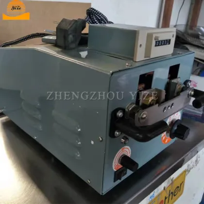 Poultry Beak Trimming Machine: Chicken and Duck Debeaking Equipment