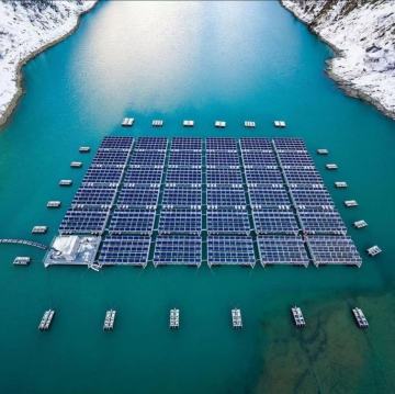 Schwimmende Solar-Photovoltaik-EPC-Konstruktion