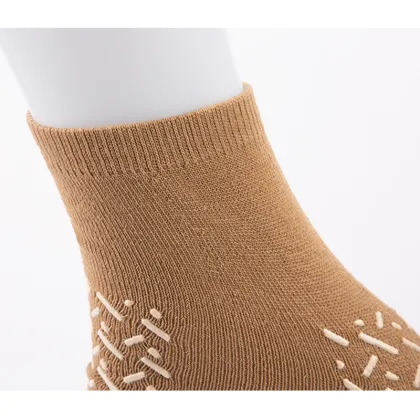 patients footwear foam dispensing socks