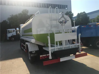 Shaanxi Xuande 5 tons of green spraying vehicle
