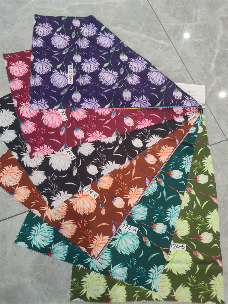 Polyester Printed Satin Fabric Polyester Printed Satin Fabric
