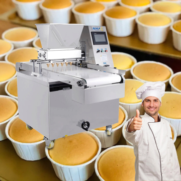 Volledig automatische industriële mousse cake -deposant en vulmachine voor madeline cakes - 400 mm breedte