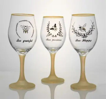 glitter glass personalised wine glass goblet bee design