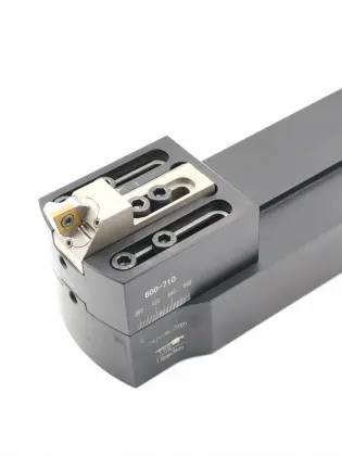 Rough boring head for heavy machine