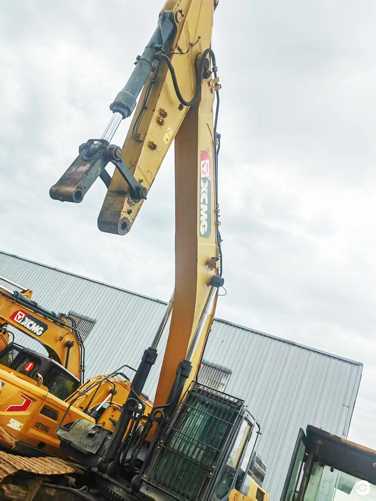 XCMG Excavator Bikaranîn XE490DK Excavator Compact Ji bo Firotan Biha ...