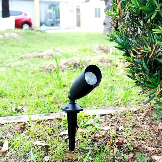 Outdoor Black Waterproof LED Spike Path Light with 10m Detection Range