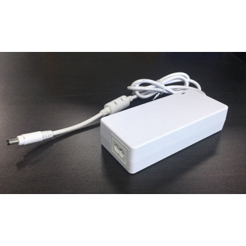 Schakel AC -adapter 15V 6A voeding