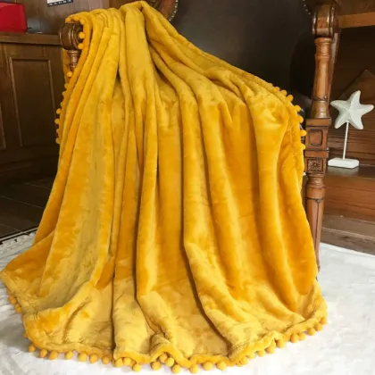 Amazon Popular Pompom Blanket Soft Warm Flannel Coral Fleece Gift Throw Blanket with Pompom Fringe