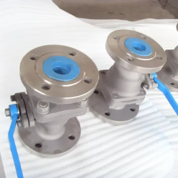 Corrosion resistant titanium ball valve body