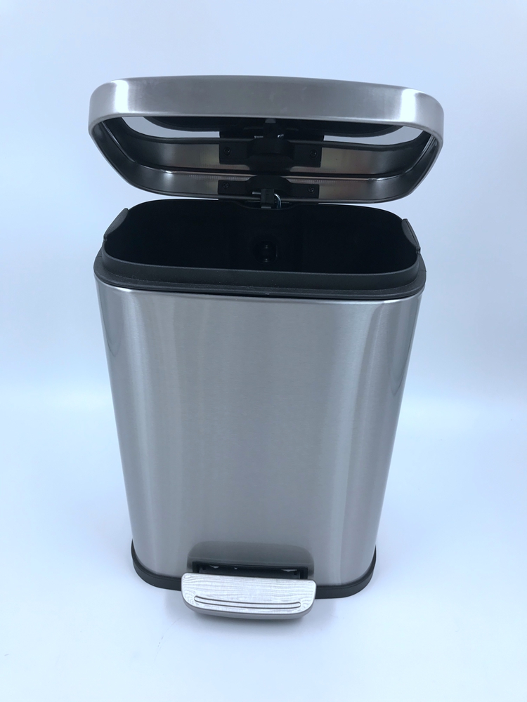 Stainnless Steel Trash Can