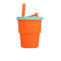Taza de entrenamiento para niños pequeños con taza de paja de silicona de color en contraste