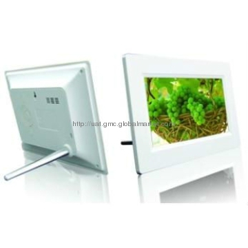 7-inch digital photo frame(play photo+calendar only)