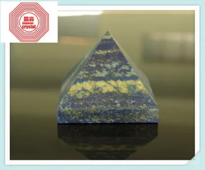 Natural quartz crystal pyramids for healing/cheap natural stone pyramids