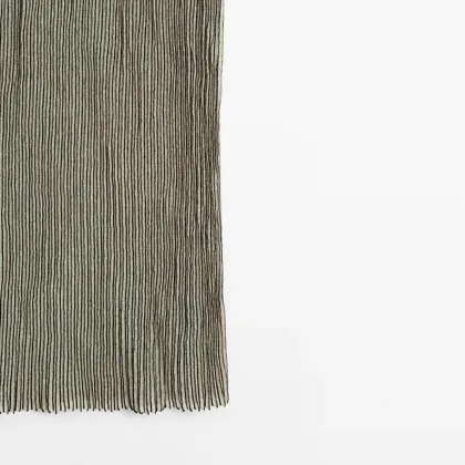 Women's urban minimalist versatile striped pleated skirt