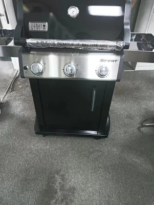 Stainless steel barbecue grill