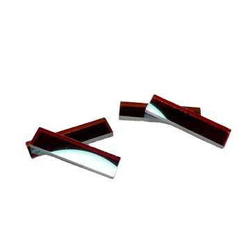 Stocked Customized Dielectric Hard Coated 680nm Narrow Bandpass Optical Glass Filter