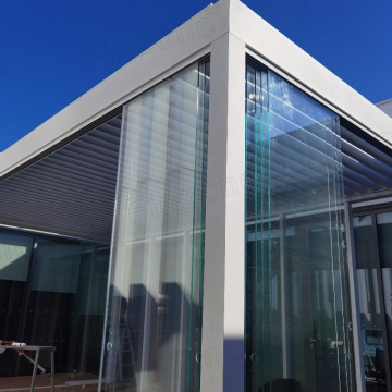 Porte e sistemi murali di partizione in vetro scorrevole