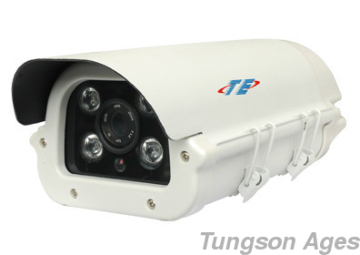 1.0 Megapixel IP Camera with 4 Array LED for 60-80M