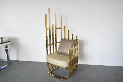 LC21 High Back Royal King Chair with Gold Steel