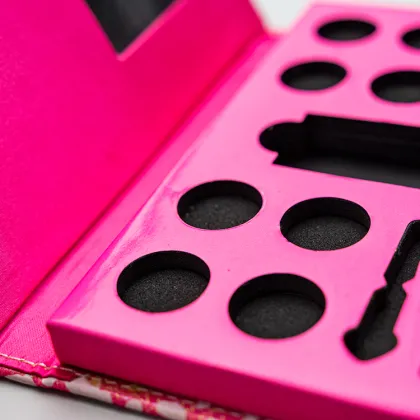 Pink Empty Eyeshadow Palette Magnetic Paper Packaging Box