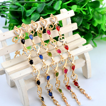 สร้อยข้อมือแฟชั่นหลายสีส่วนบุคคลที่มีรูปทรงดอกไม้แวววาวคริสตัลสำหรับผู้หญิง - Br -0259 กำไลสีแดงด้วยหัวใจ