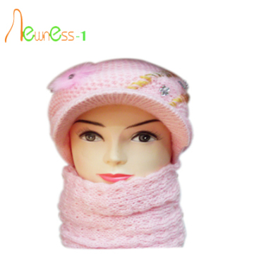 100% acylic rajutan Fashion Wanita musim dingin topi
