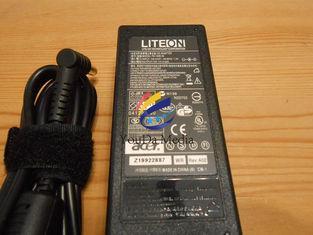 AC Adapter Battery Charger For laptop computer / 3.42A 65W