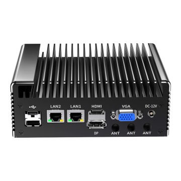 Nueva computadora de caja pequeña industrial integrada