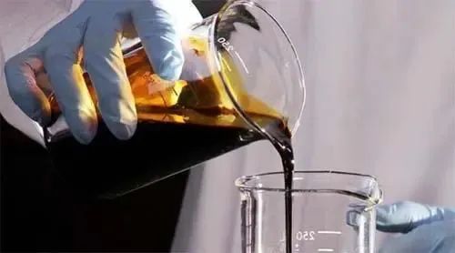 Oil purification and detection