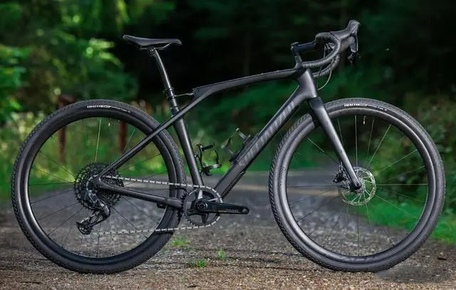 Carbon fiber road bike