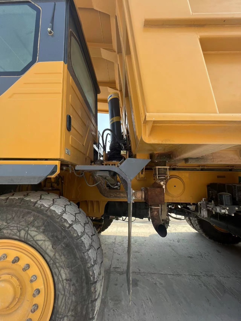 Used XCMG XDR90T Mining Truck