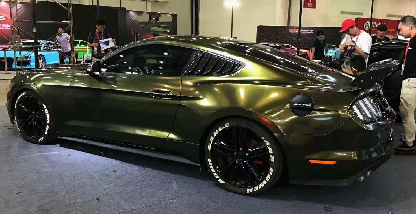 0 15mm Thick Gloss Chameleon Vinyl Wrap Olive Green Solventproof3