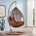 Venta caliente muebles de ratán al aire libre jardín azul blanco huevo silla colgante columpios