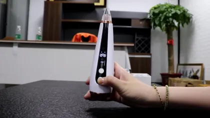 USB Rechargeable Acne Removal Suction Machine