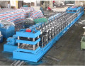 Automatische Corrugated Highway Guardrail Roll Forming Machine
