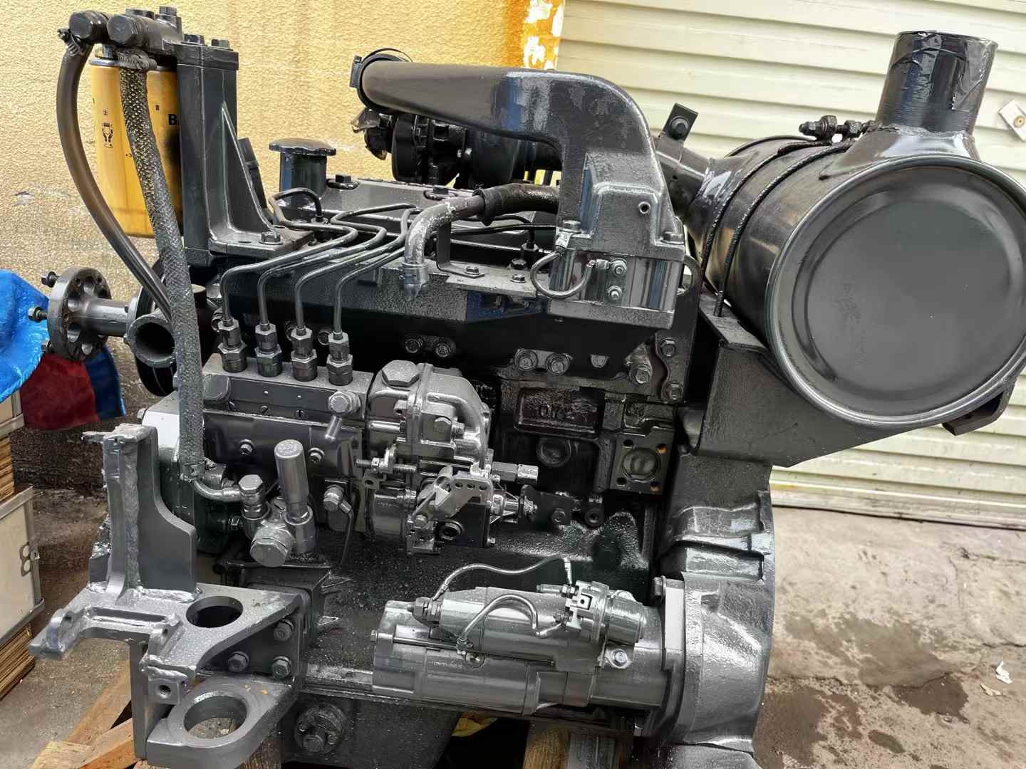 komatsu engine